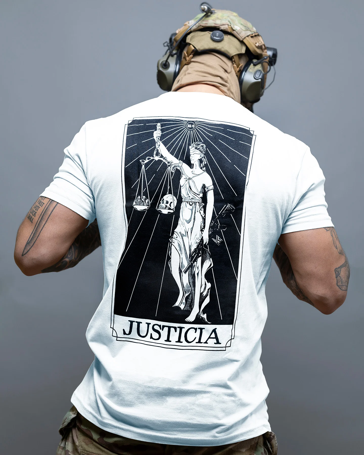 Justicia T-Shirt - Image 11