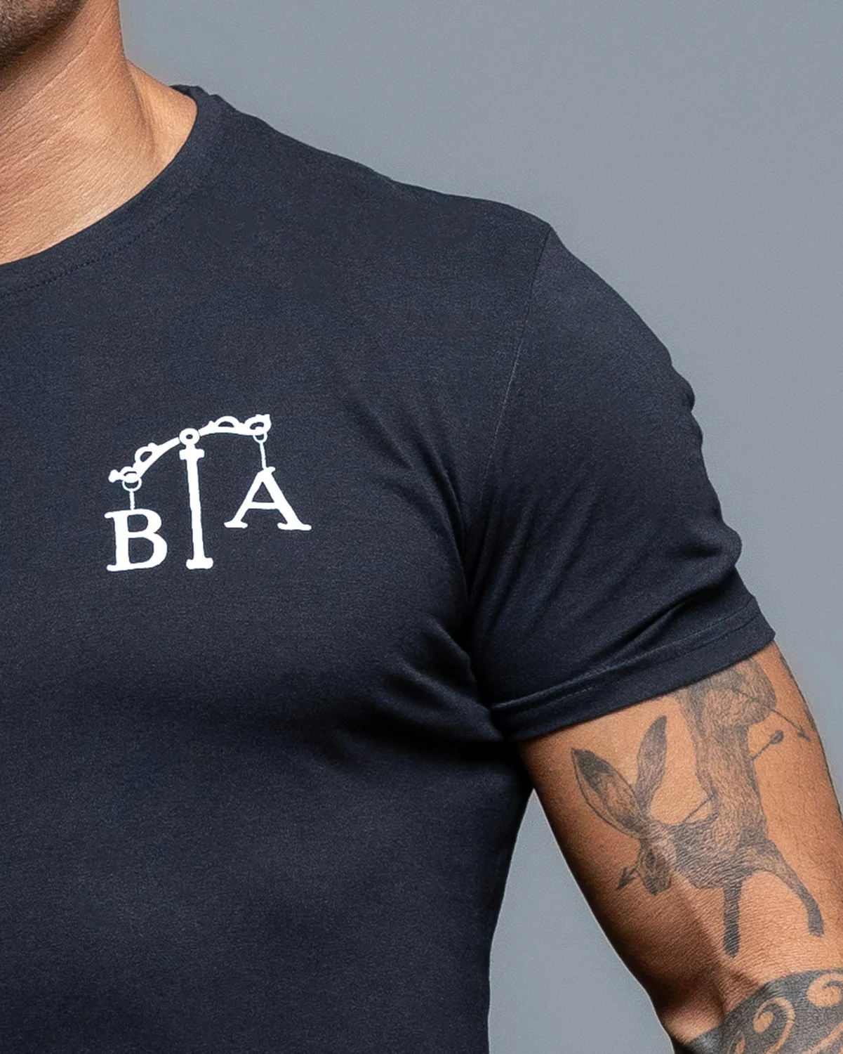 Justicia T-Shirt - Image 4