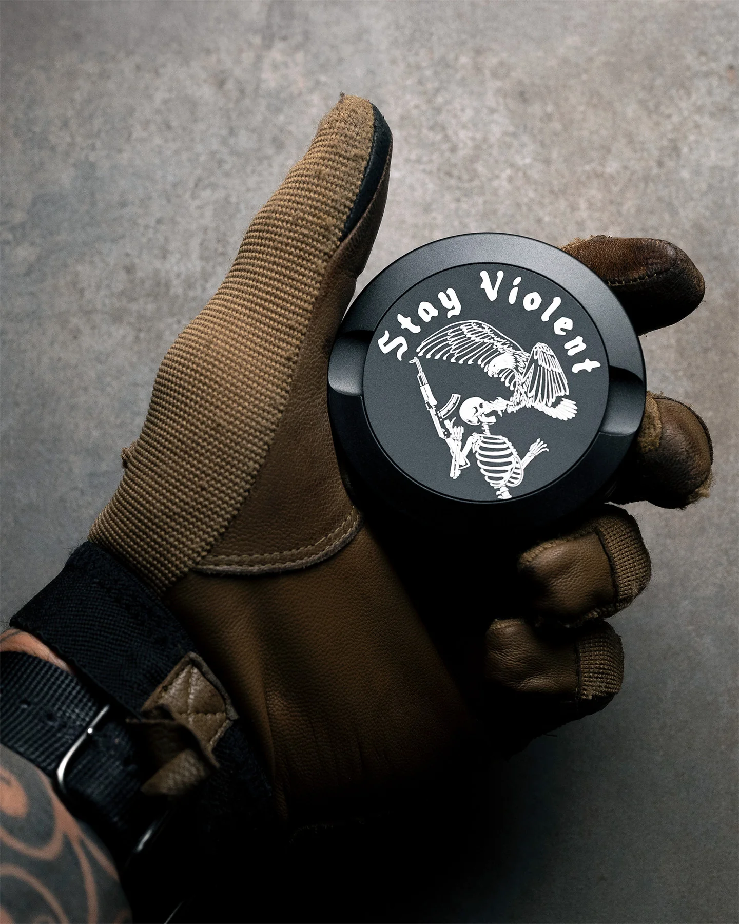 Stay Violent Pouch Can - Image 3