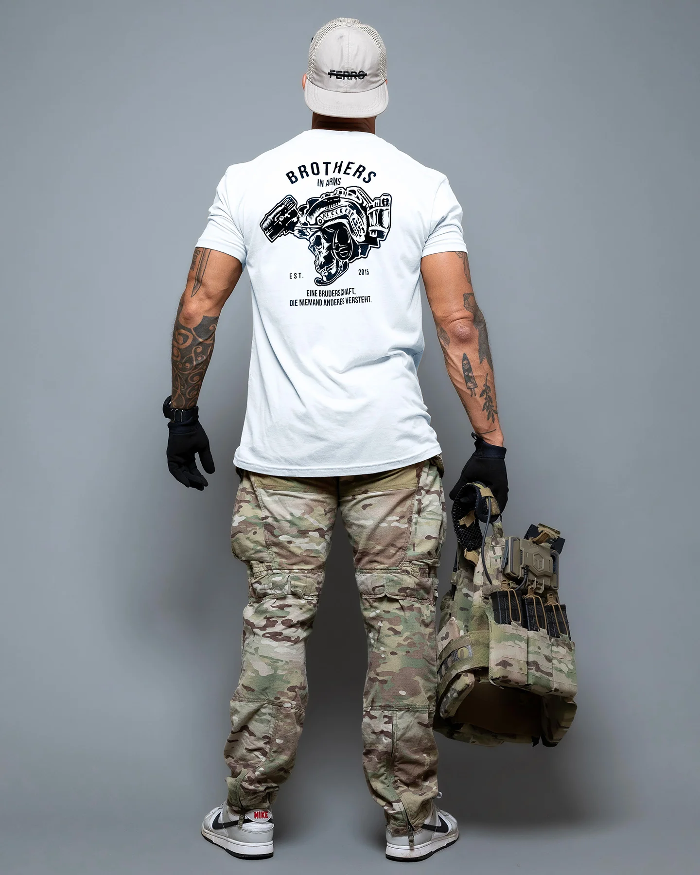 Team T-Shirt - Image 20